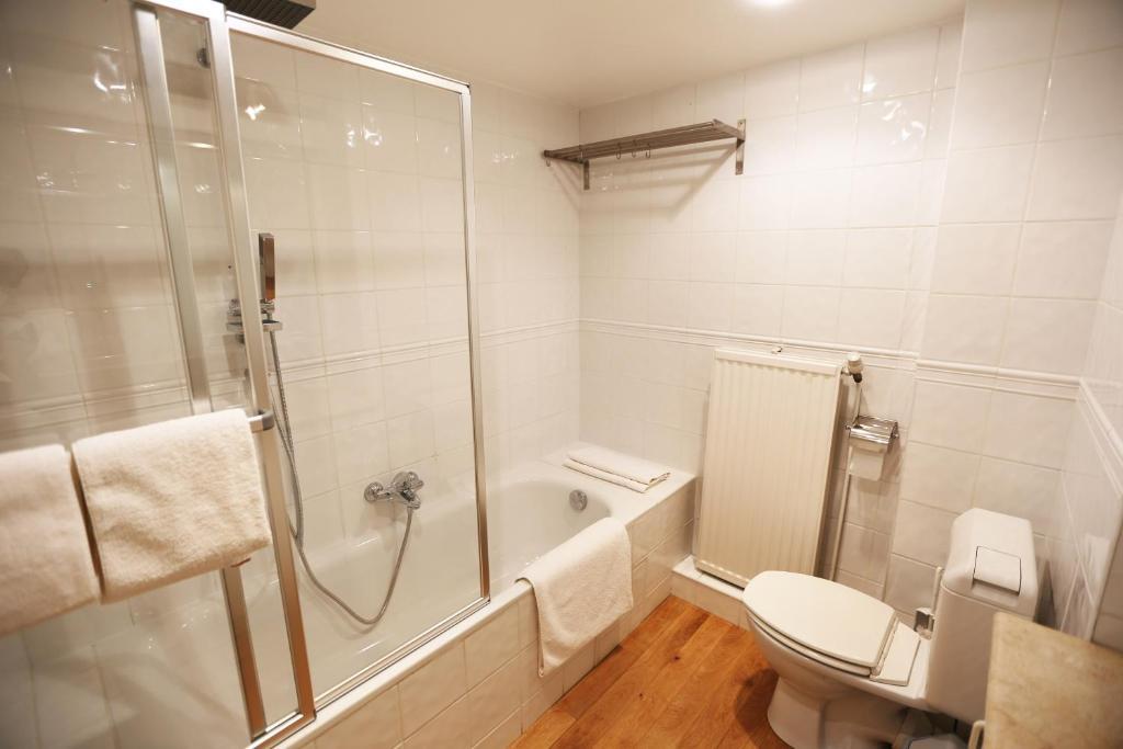 B&B Villa Leopoldine Brussels Guesthouse Ixelles Room photo